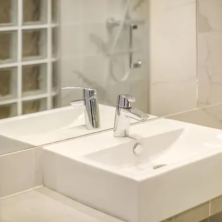 De Standing Lägenhet Cannes