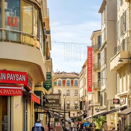 アパート De Standing *